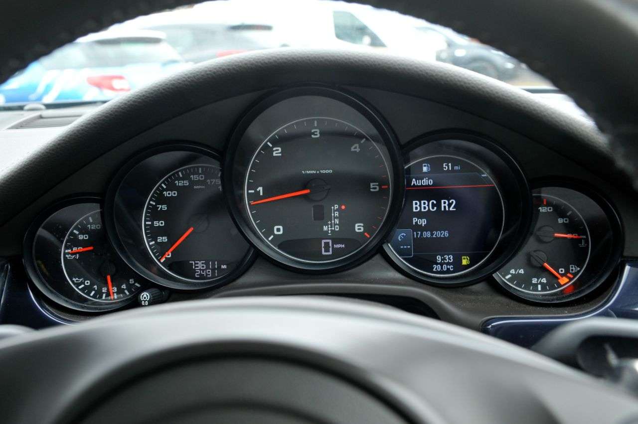 2014 PORSCHE PANAMERA 2014 PORSCHE PANAMERA