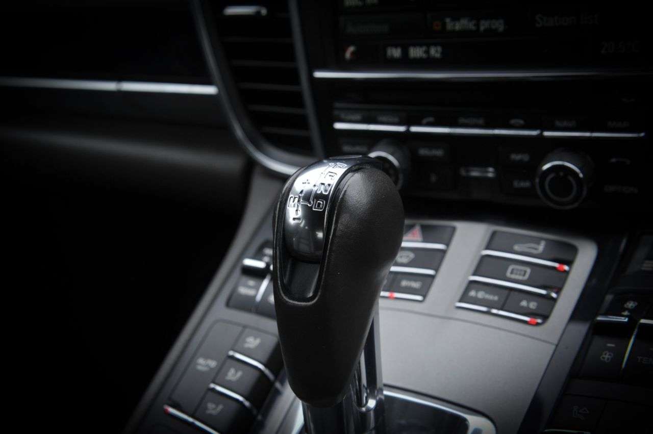 2014 PORSCHE PANAMERA 2014 PORSCHE PANAMERA