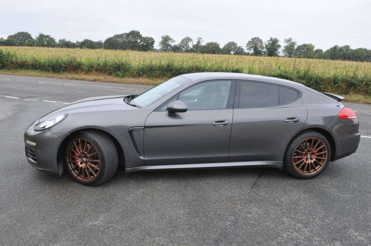 2014 PORSCHE PANAMERA 2014 PORSCHE PANAMERA