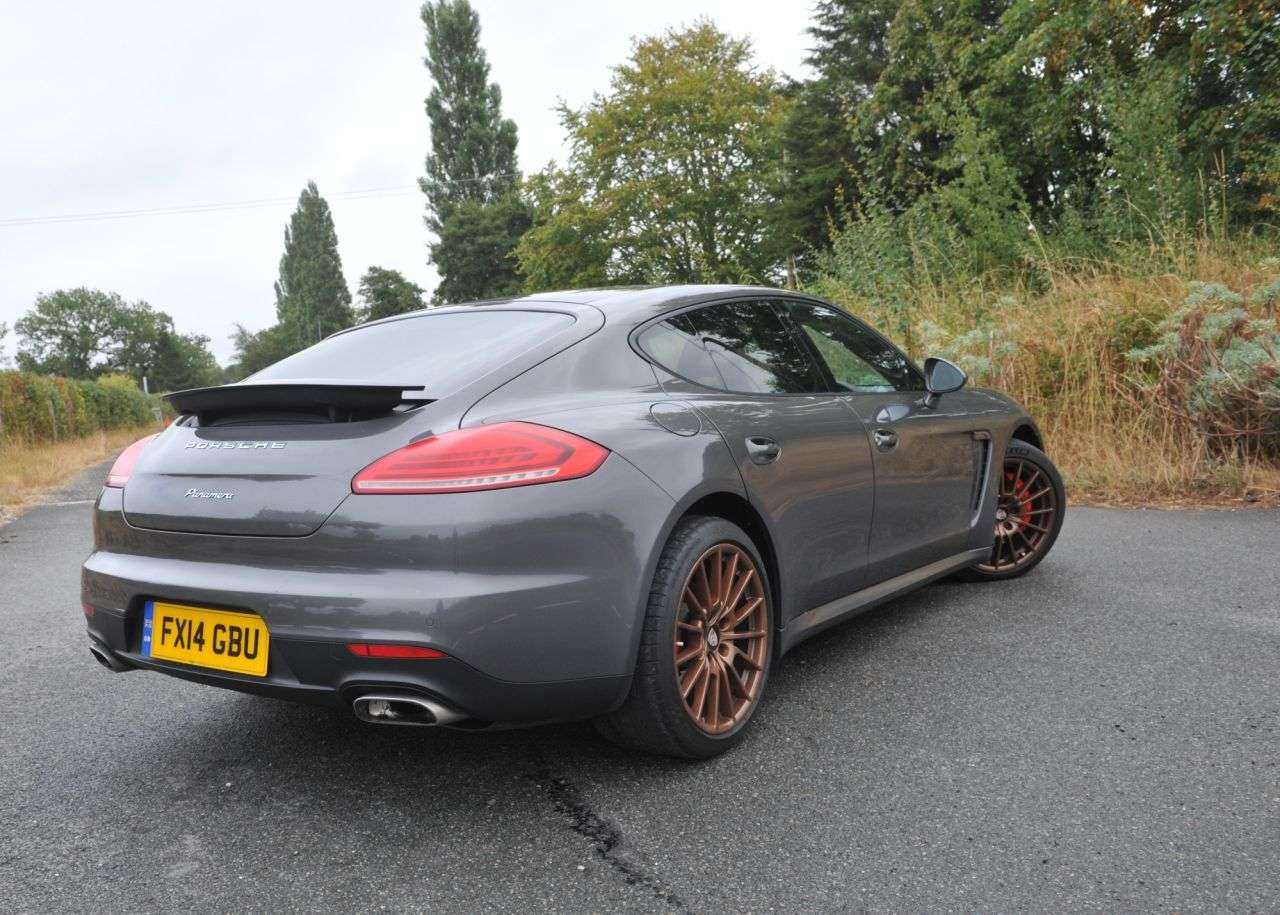 2014 PORSCHE PANAMERA 2014 PORSCHE PANAMERA