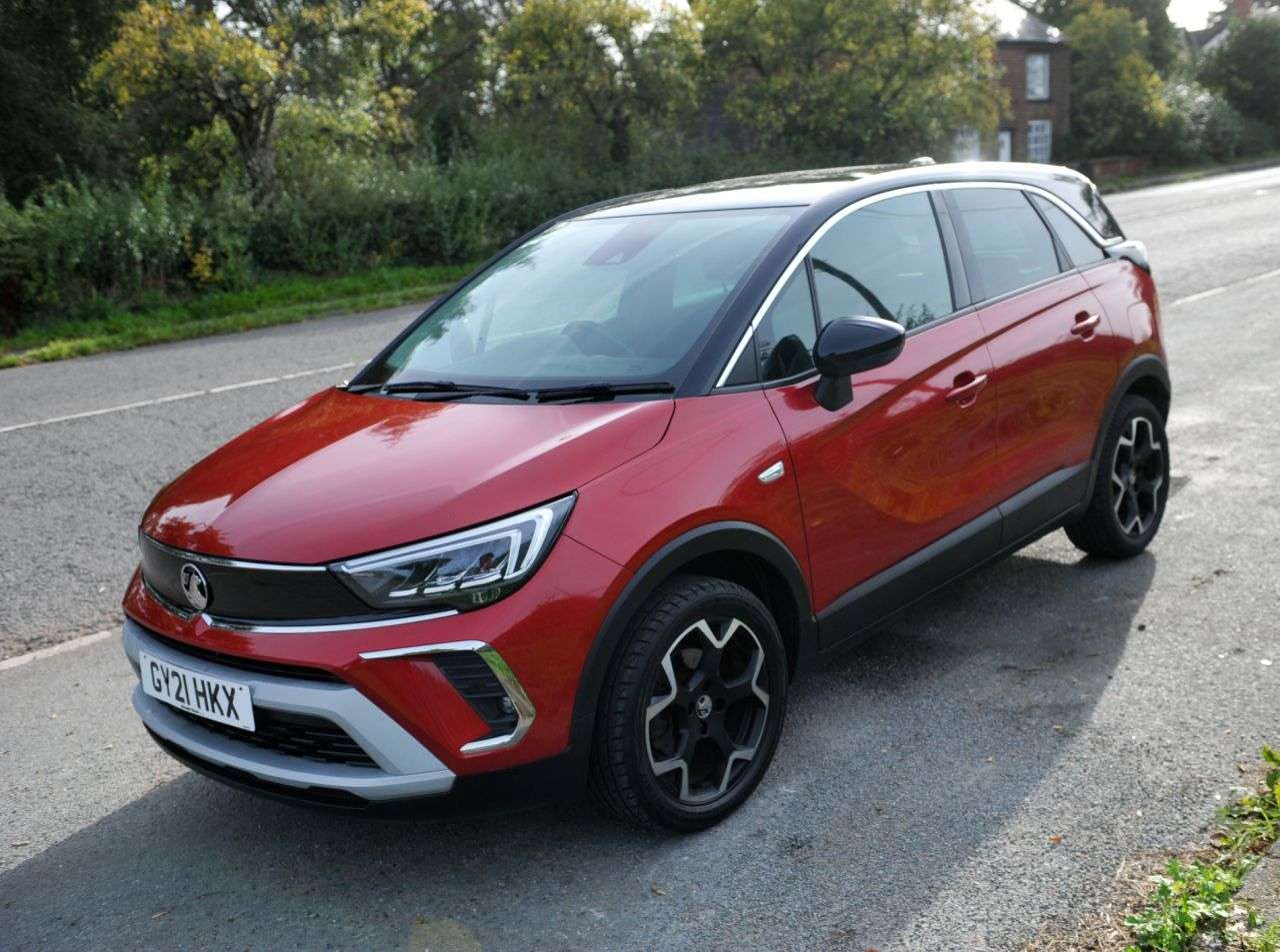 A 2021 VAUXHALL CROSSLAND 1.2 Turbo Elite Nav SUV 5dr Petrol Automatic Euro 6 / ULEZ (s/s) (130 ps) F A 2021 VAUXHALL CROSSLAND 1.2 Turbo Elite Nav SUV 5dr Petrol Automatic Euro 6 / ULEZ (s/s) (130 ps) F