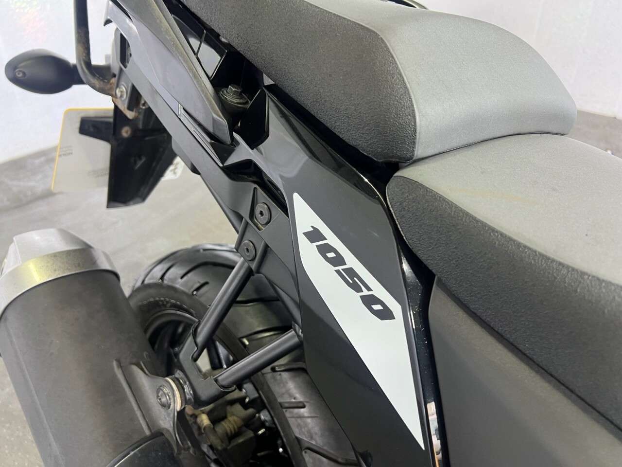 2021 SUZUKI V-STROM 1050 2021 SUZUKI V-STROM 1050