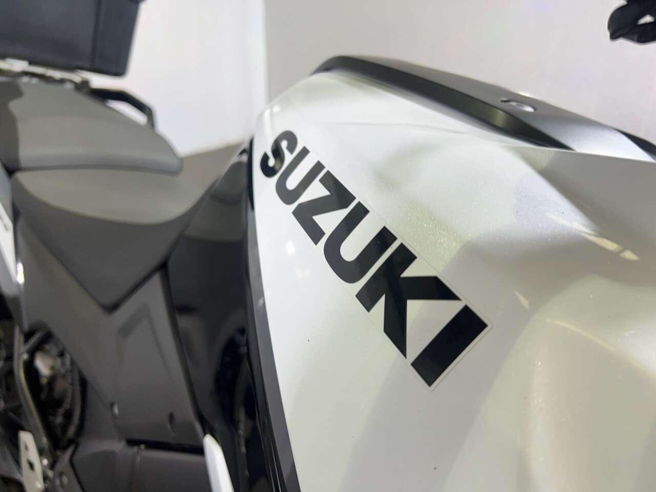 2021 SUZUKI V-STROM 1050 2021 SUZUKI V-STROM 1050