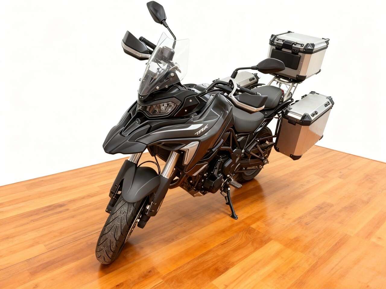 A 2024 BENELLI TRK 702 702 Adventure Petrol Manual Euro 5 (76 ps) A 2024 BENELLI TRK 702 702 Adventure Petrol Manual Euro 5 (76 ps)