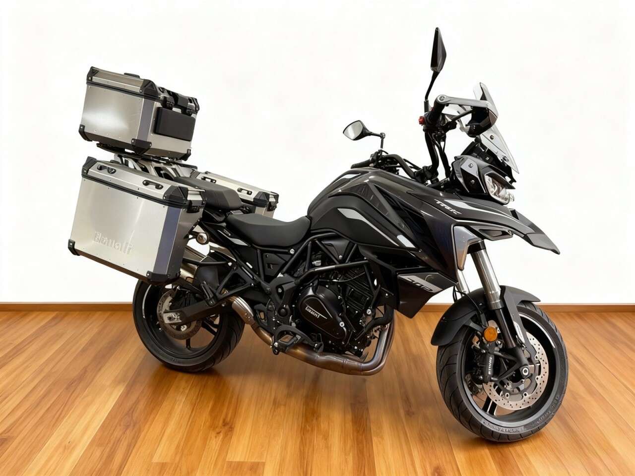 A 2024 BENELLI TRK 702 702 Adventure Petrol Manual Euro 5 (76 ps) A 2024 BENELLI TRK 702 702 Adventure Petrol Manual Euro 5 (76 ps)
