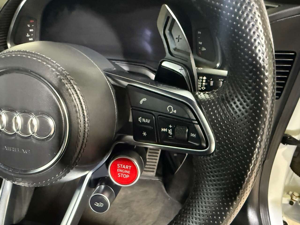 2017 AUDI R8 2017 AUDI R8