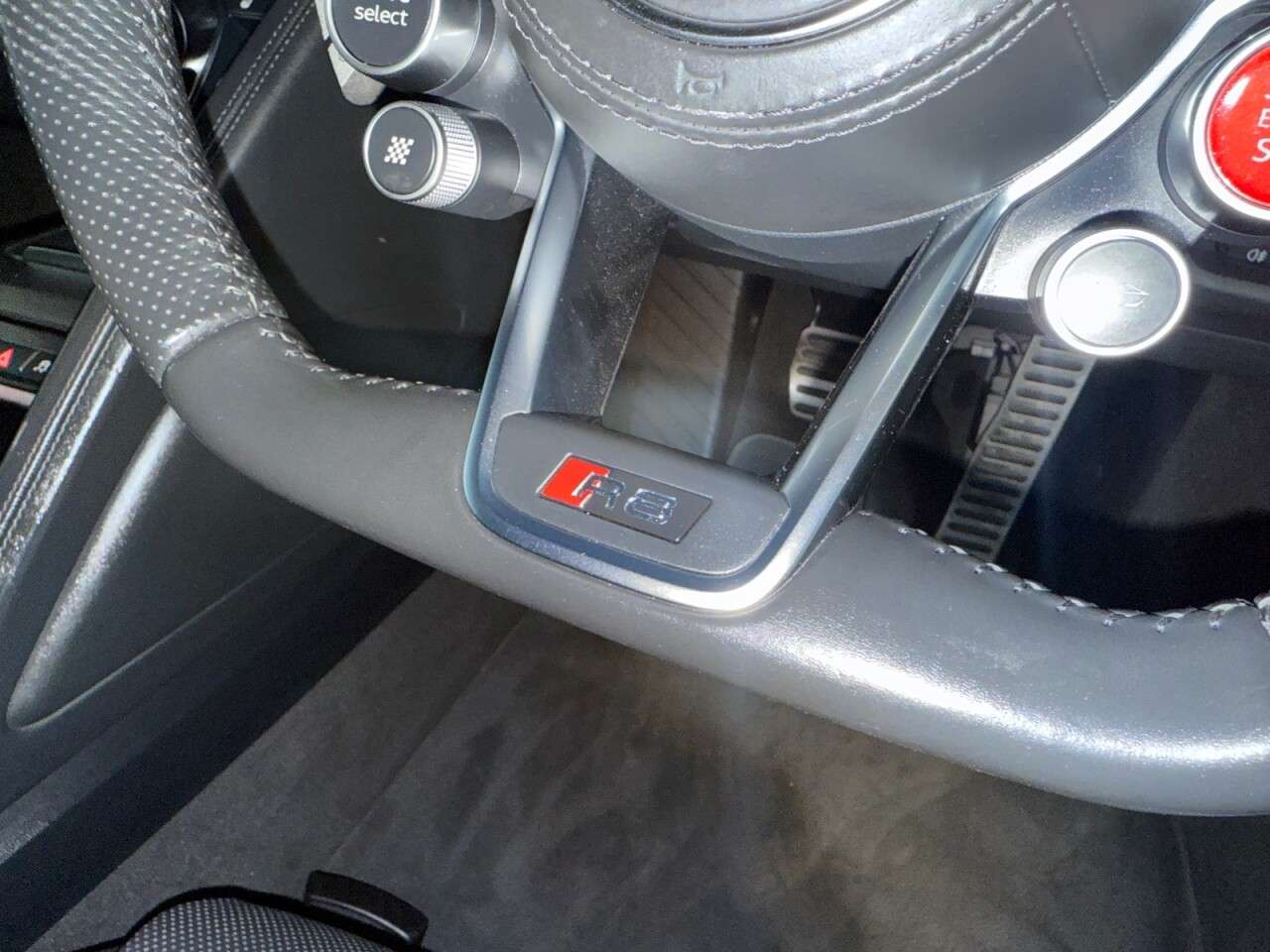 2017 AUDI R8 2017 AUDI R8