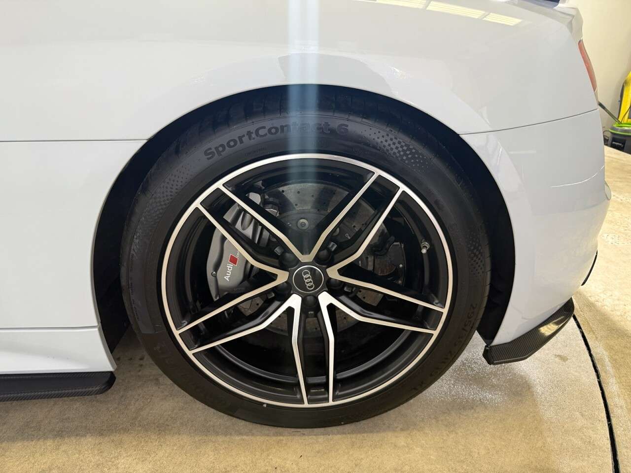 2017 AUDI R8 2017 AUDI R8