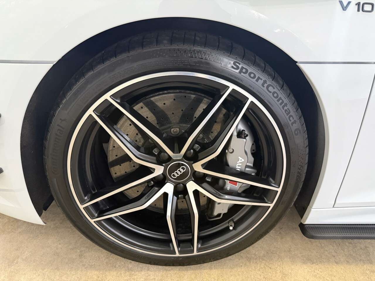 2017 AUDI R8 2017 AUDI R8