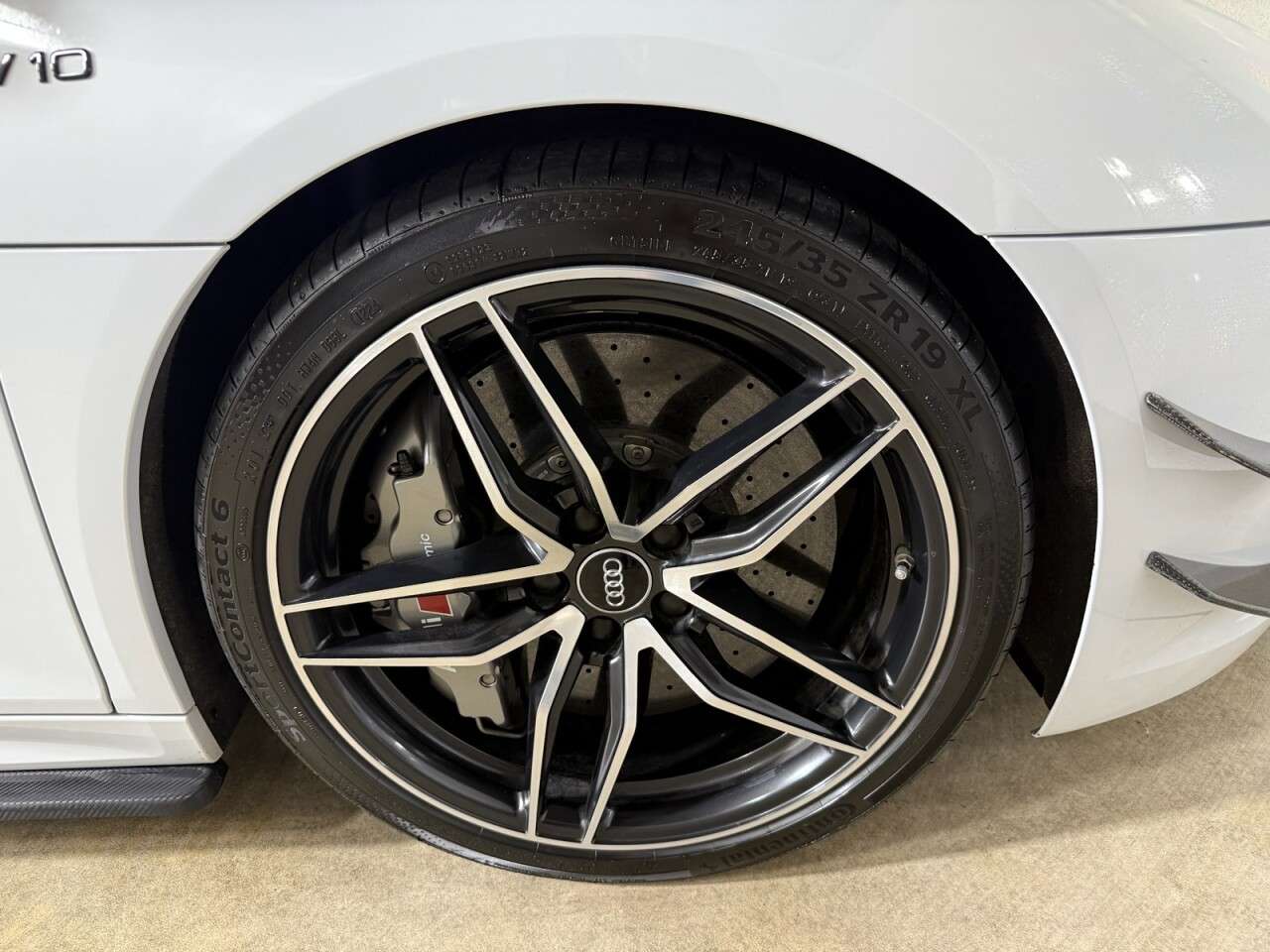 2017 AUDI R8 2017 AUDI R8