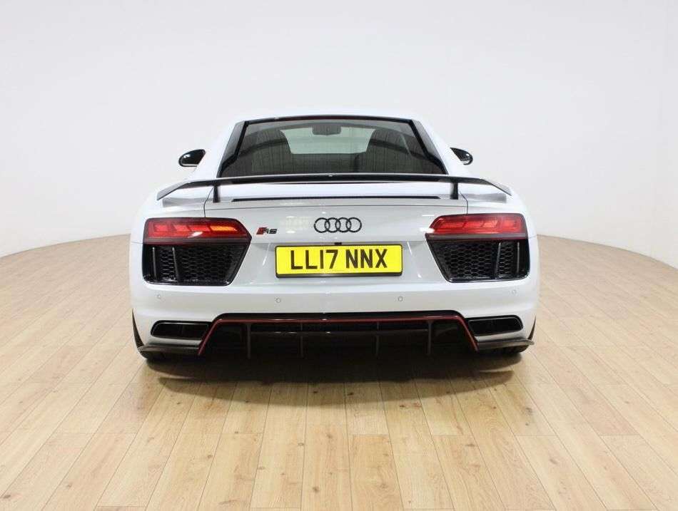 2017 AUDI R8 2017 AUDI R8