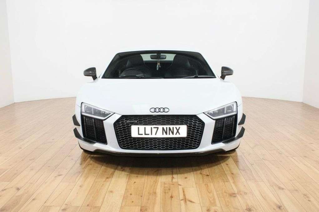 2017 AUDI R8 2017 AUDI R8