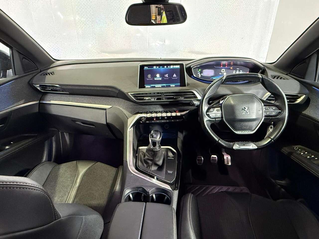 A 2019 PEUGEOT 3008 1.5 BlueHDi GT Line SUV 5dr Diesel Manual Euro 6 (s/s) (130 ps) A 2019 PEUGEOT 3008 1.5 BlueHDi GT Line SUV 5dr Diesel Manual Euro 6 (s/s) (130 ps)