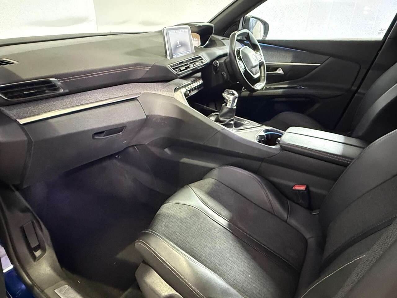 2019 PEUGEOT 3008 2019 PEUGEOT 3008