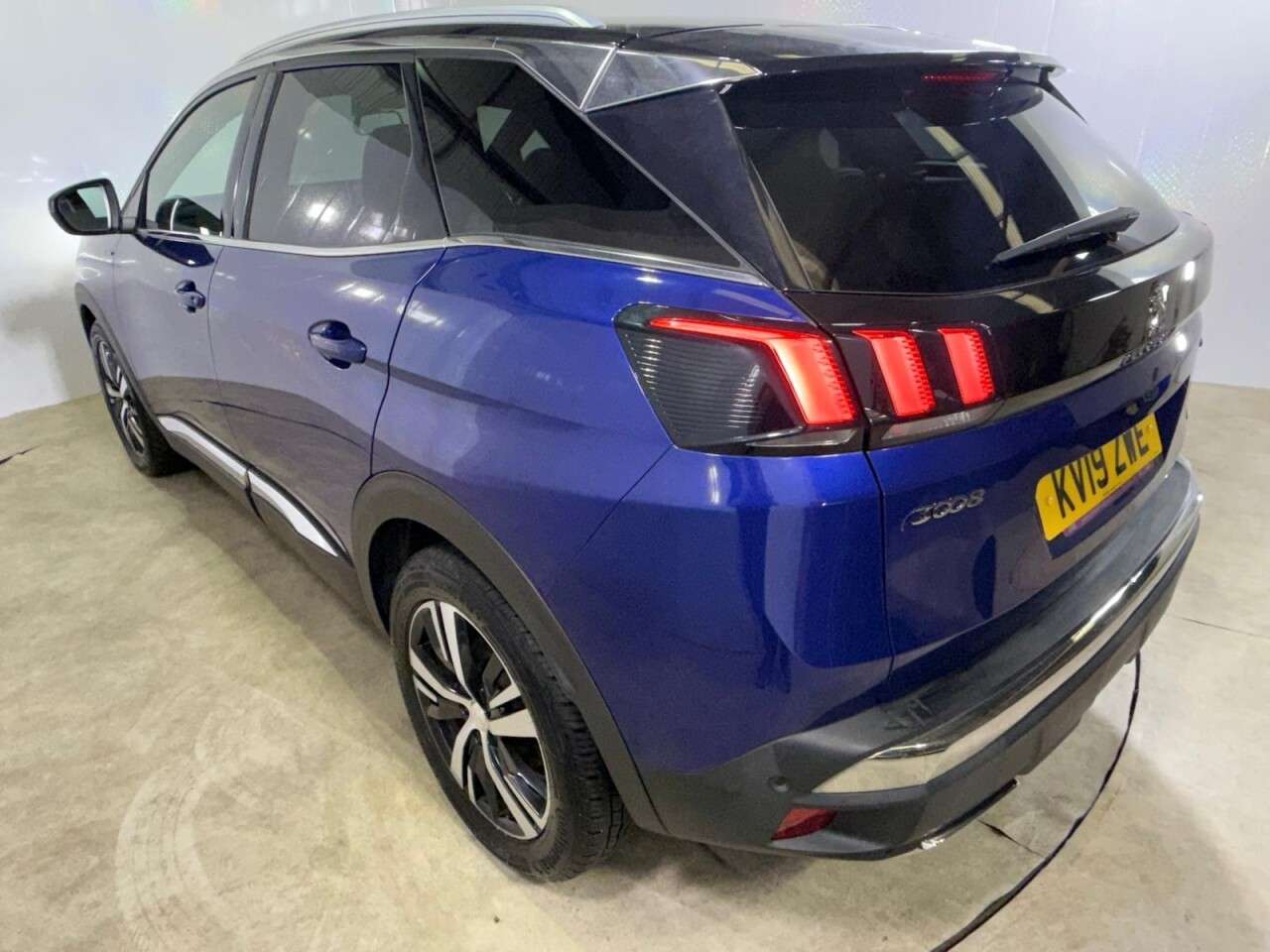 2019 PEUGEOT 3008 2019 PEUGEOT 3008