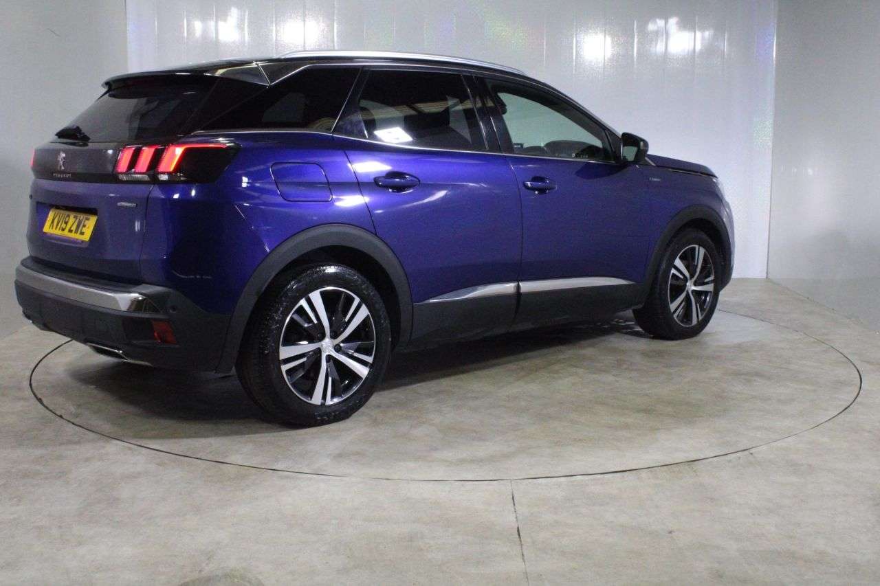 2019 PEUGEOT 3008 2019 PEUGEOT 3008