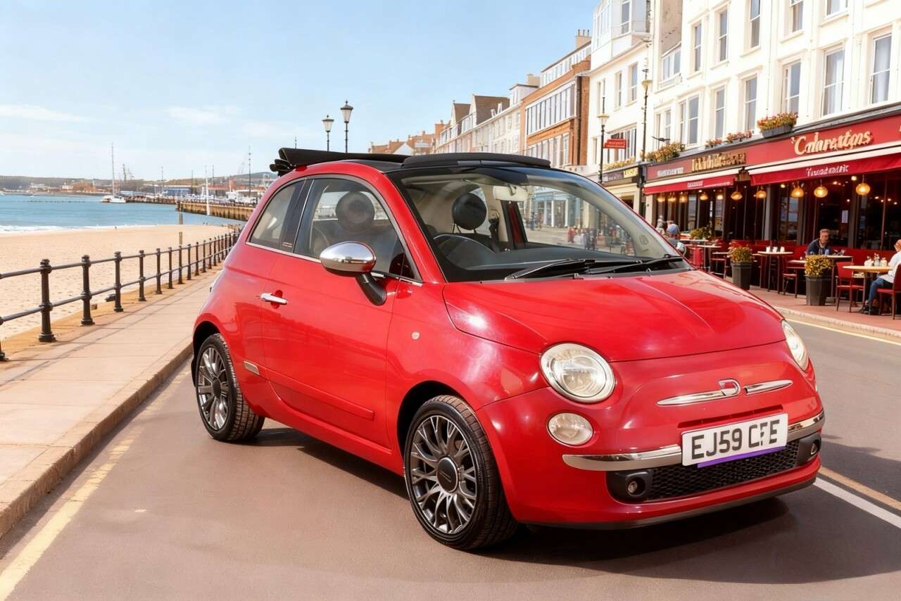 A 2009 FIAT 500C 1.3 MultiJet Lounge Convertible 2dr Diesel Manual Euro 5 (75 bhp) A 2009 FIAT 500C 1.3 MultiJet Lounge Convertible 2dr Diesel Manual Euro 5 (75 bhp)