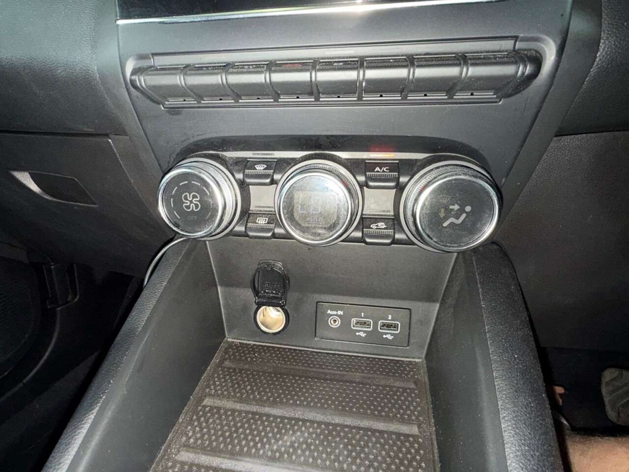 2021 RENAULT CAPTUR 2021 RENAULT CAPTUR