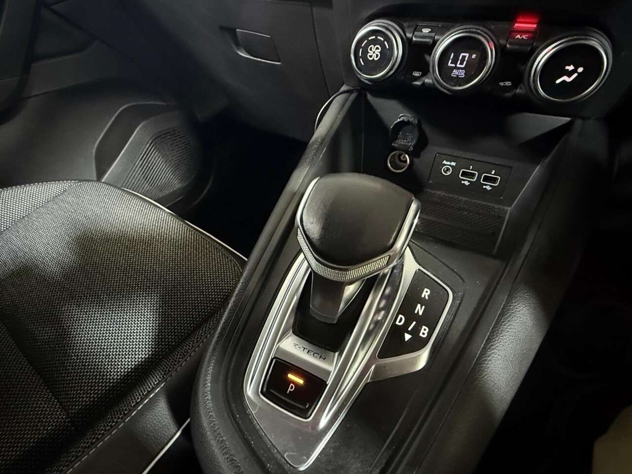 2021 RENAULT CAPTUR 2021 RENAULT CAPTUR