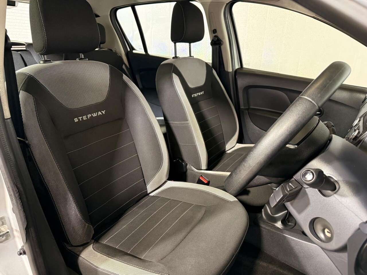 2018 DACIA SANDERO STEPWAY 2018 DACIA SANDERO STEPWAY