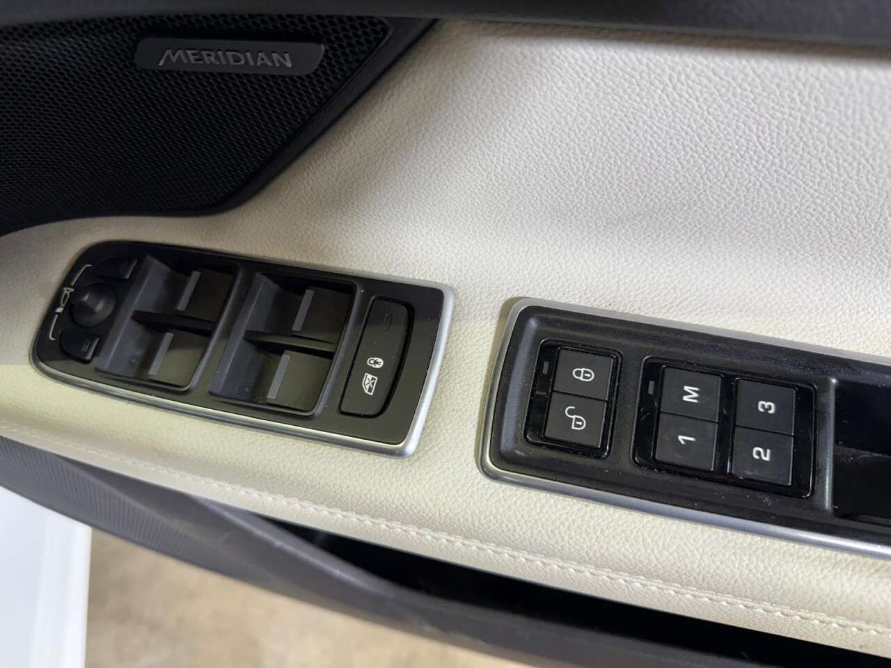 2016 JAGUAR XF 2016 JAGUAR XF