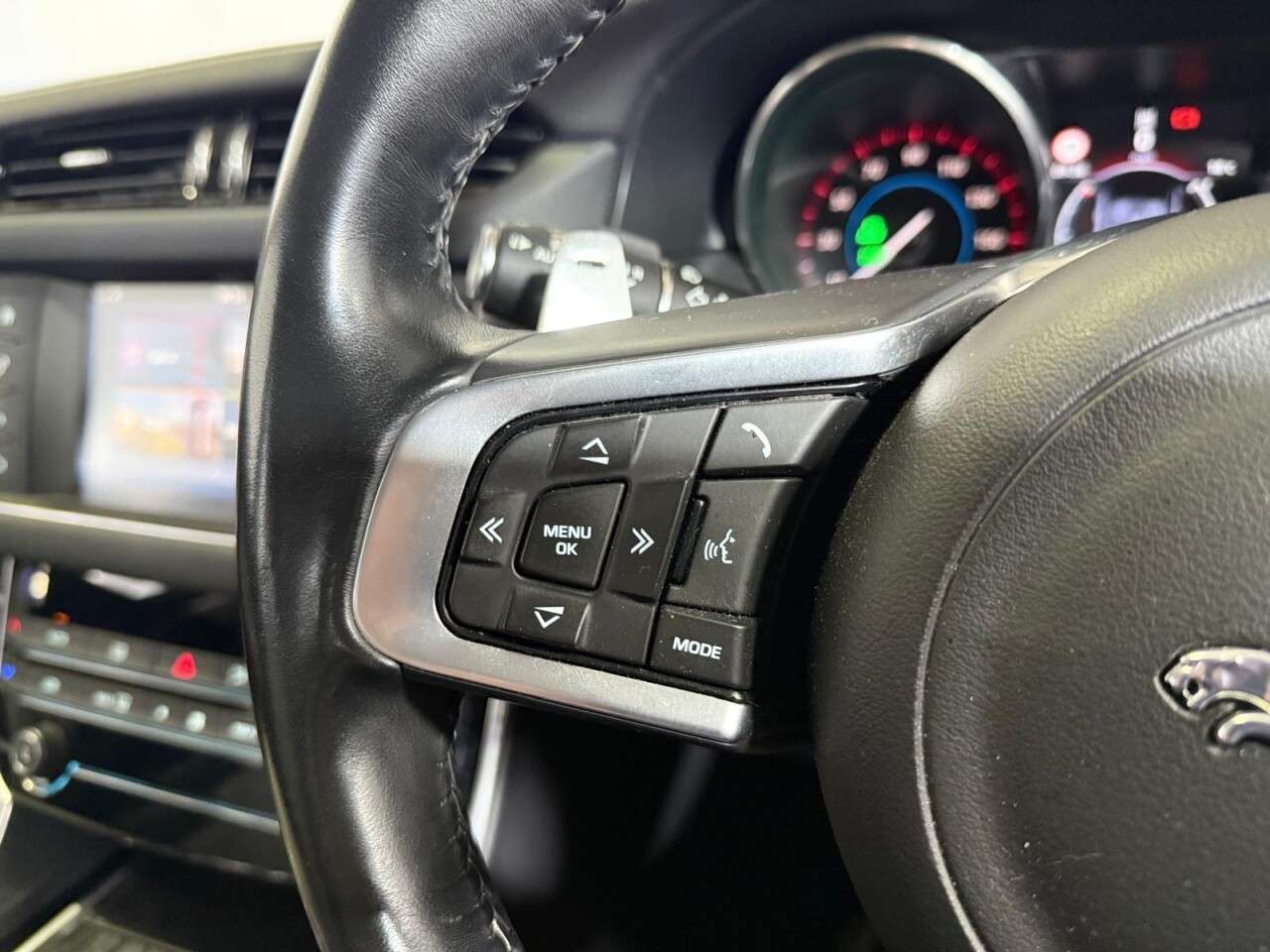 2016 JAGUAR XF 2016 JAGUAR XF