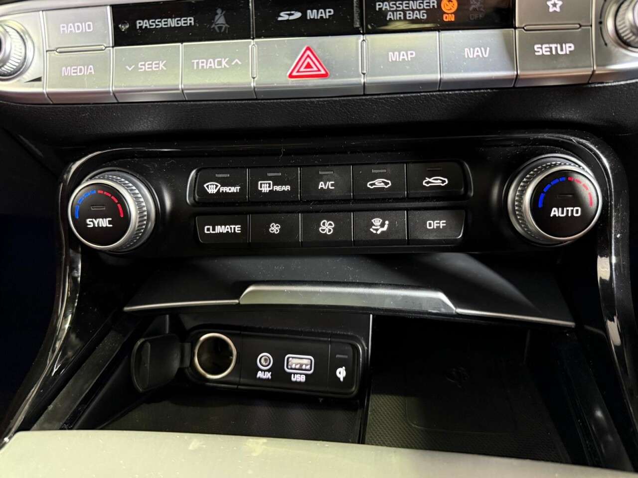 2017 KIA STINGER 2017 KIA STINGER