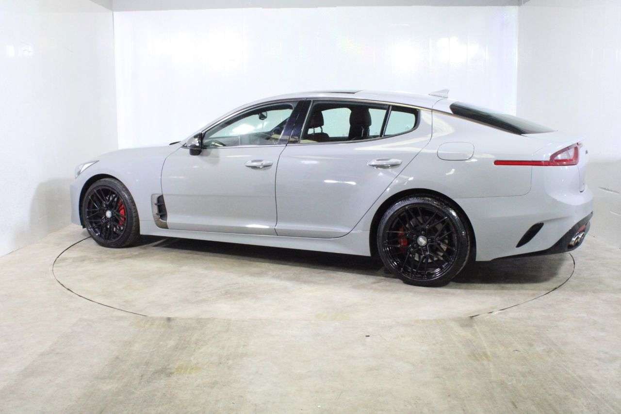 2017 KIA STINGER 2017 KIA STINGER