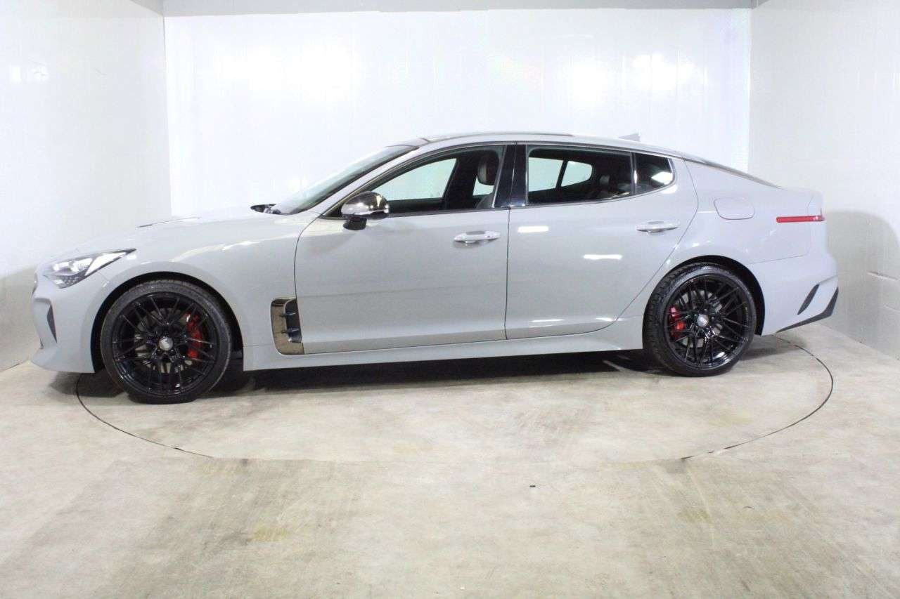 2017 KIA STINGER 2017 KIA STINGER