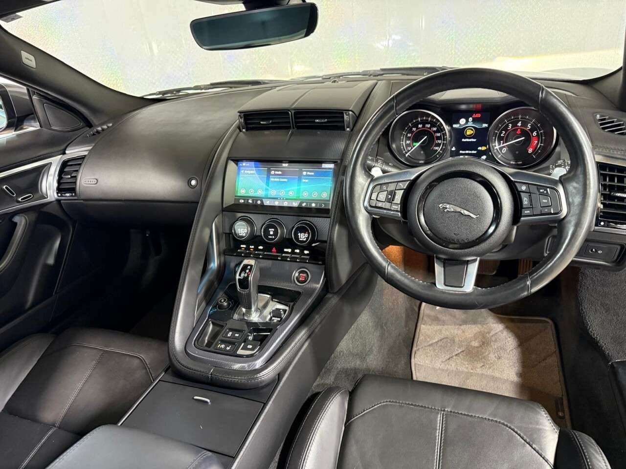 2018 JAGUAR F-TYPE 2018 JAGUAR F-TYPE