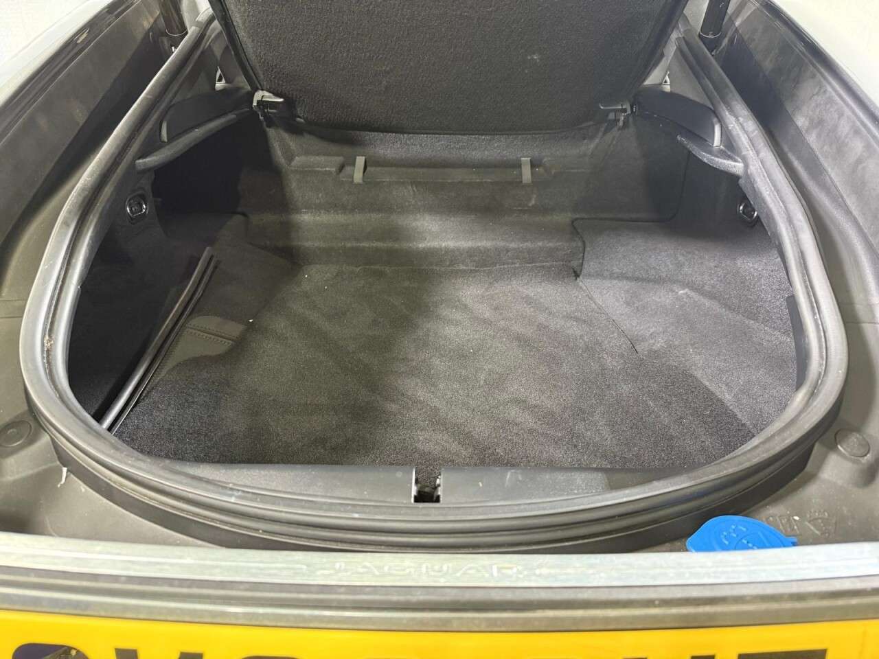 2018 JAGUAR F-TYPE 2018 JAGUAR F-TYPE