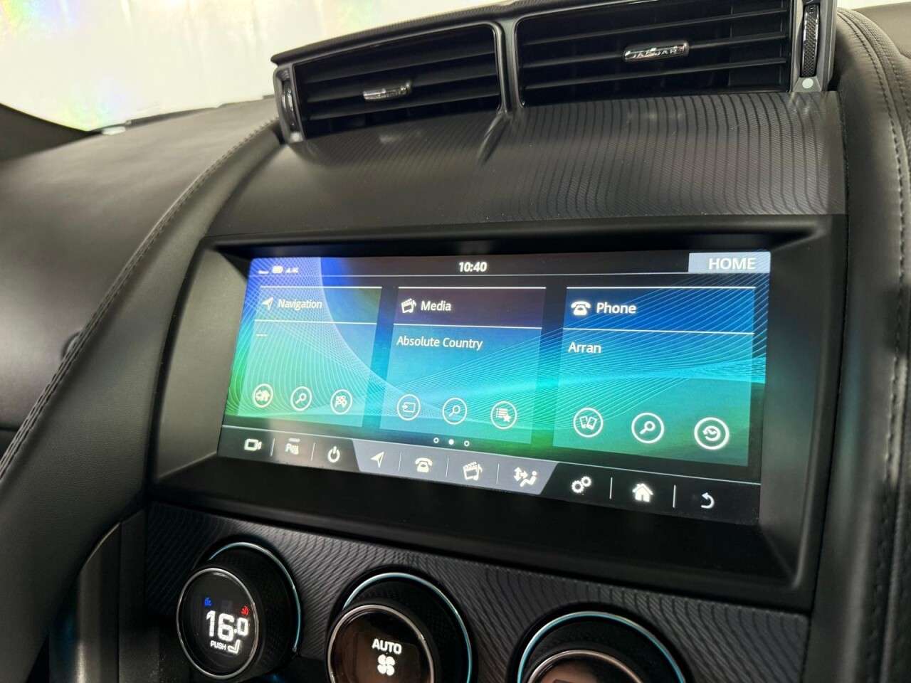 2018 JAGUAR F-TYPE 2018 JAGUAR F-TYPE