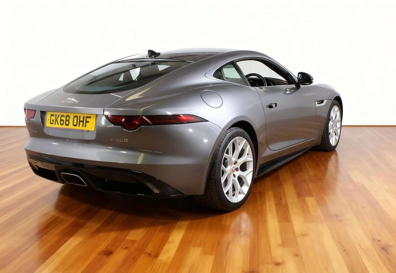 2018 JAGUAR F-TYPE 2018 JAGUAR F-TYPE