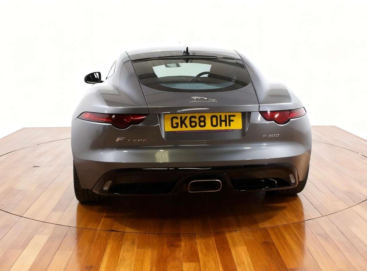 2018 JAGUAR F-TYPE 2018 JAGUAR F-TYPE