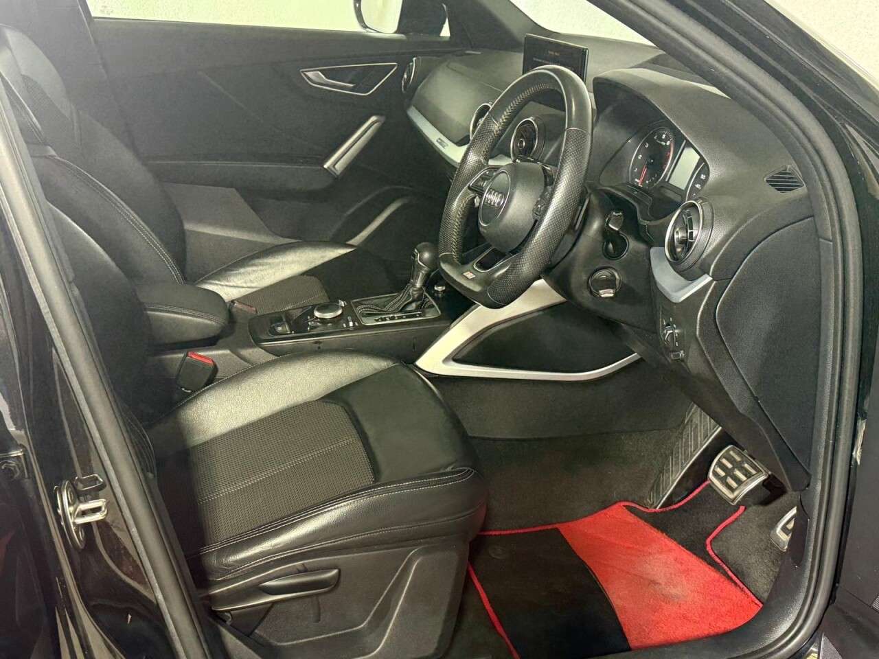 2017 AUDI Q2 2017 AUDI Q2