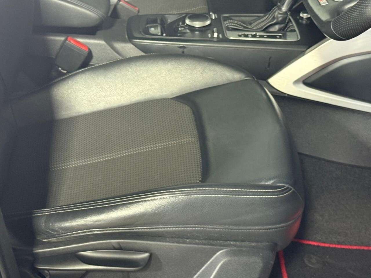 2017 AUDI Q2 2017 AUDI Q2