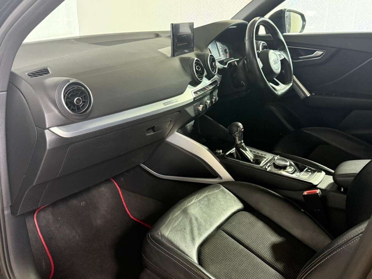 2017 AUDI Q2 2017 AUDI Q2