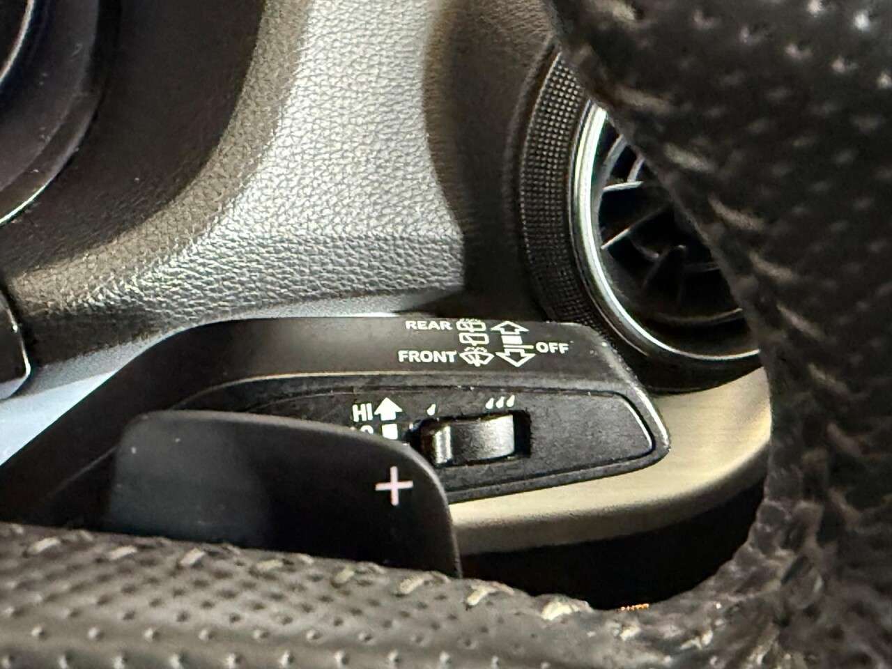 2017 AUDI Q2 2017 AUDI Q2