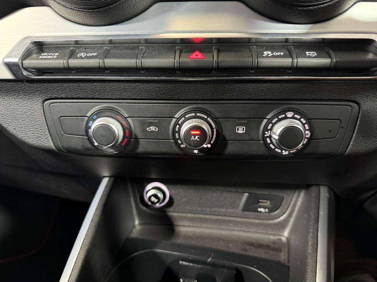 2017 AUDI Q2 2017 AUDI Q2