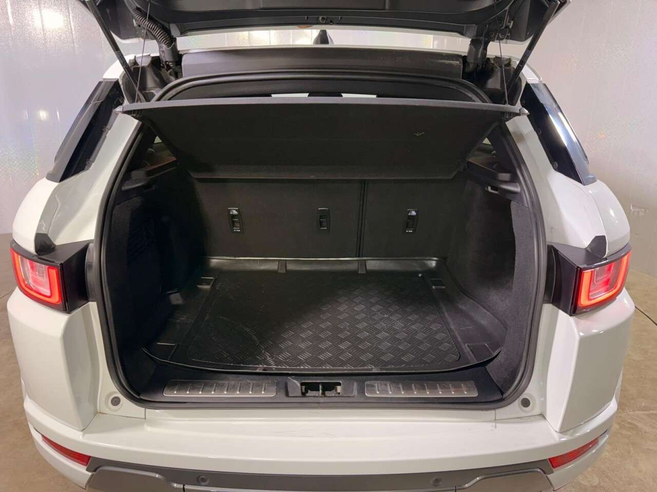 2017 LAND ROVER RANGE ROVER EVOQUE 2017 LAND ROVER RANGE ROVER EVOQUE