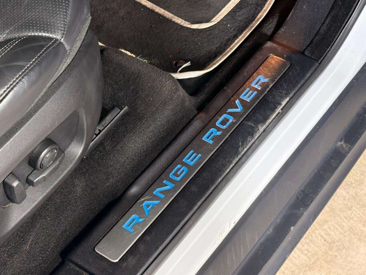 2017 LAND ROVER RANGE ROVER EVOQUE 2017 LAND ROVER RANGE ROVER EVOQUE