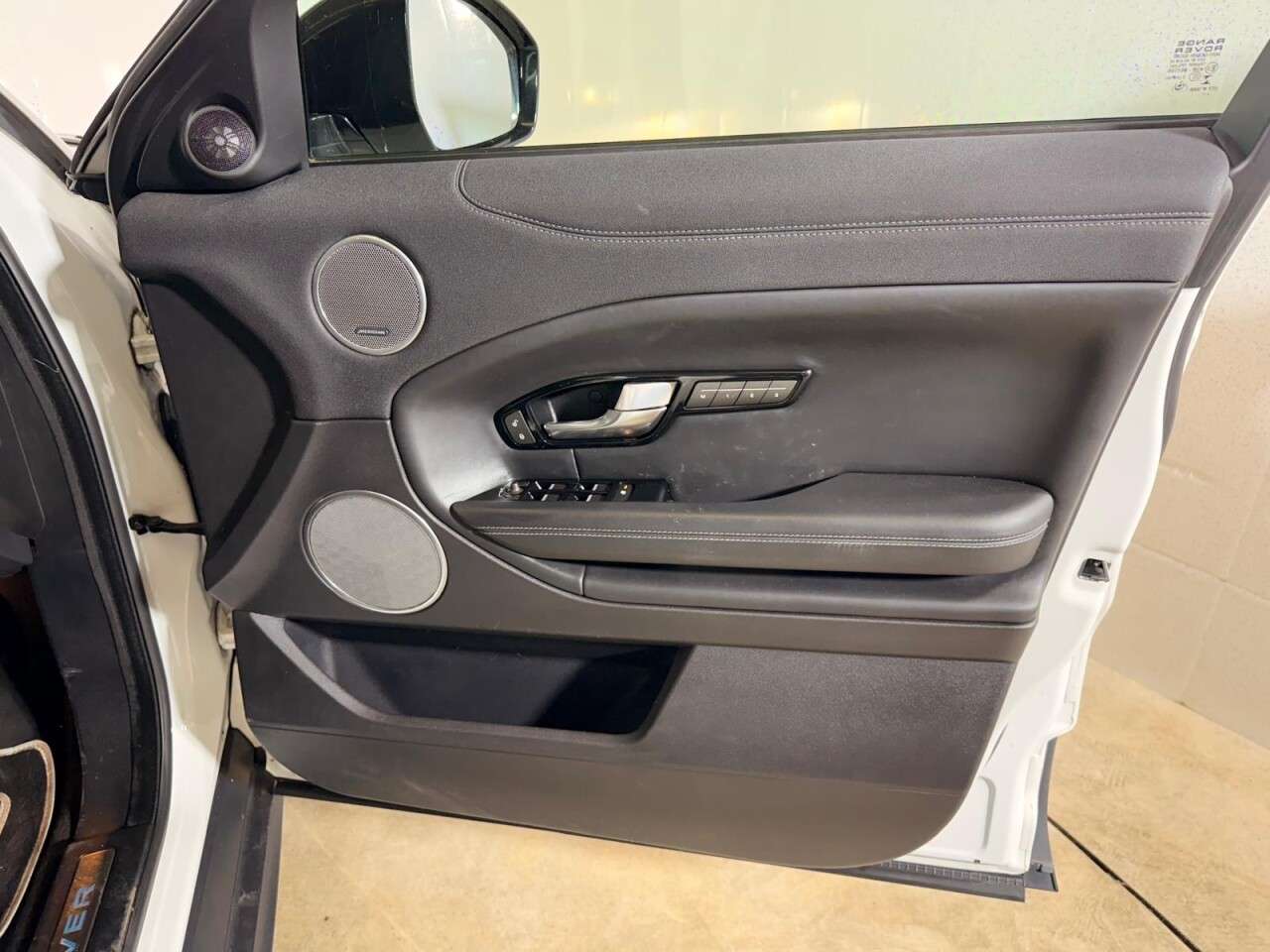 2017 LAND ROVER RANGE ROVER EVOQUE 2017 LAND ROVER RANGE ROVER EVOQUE