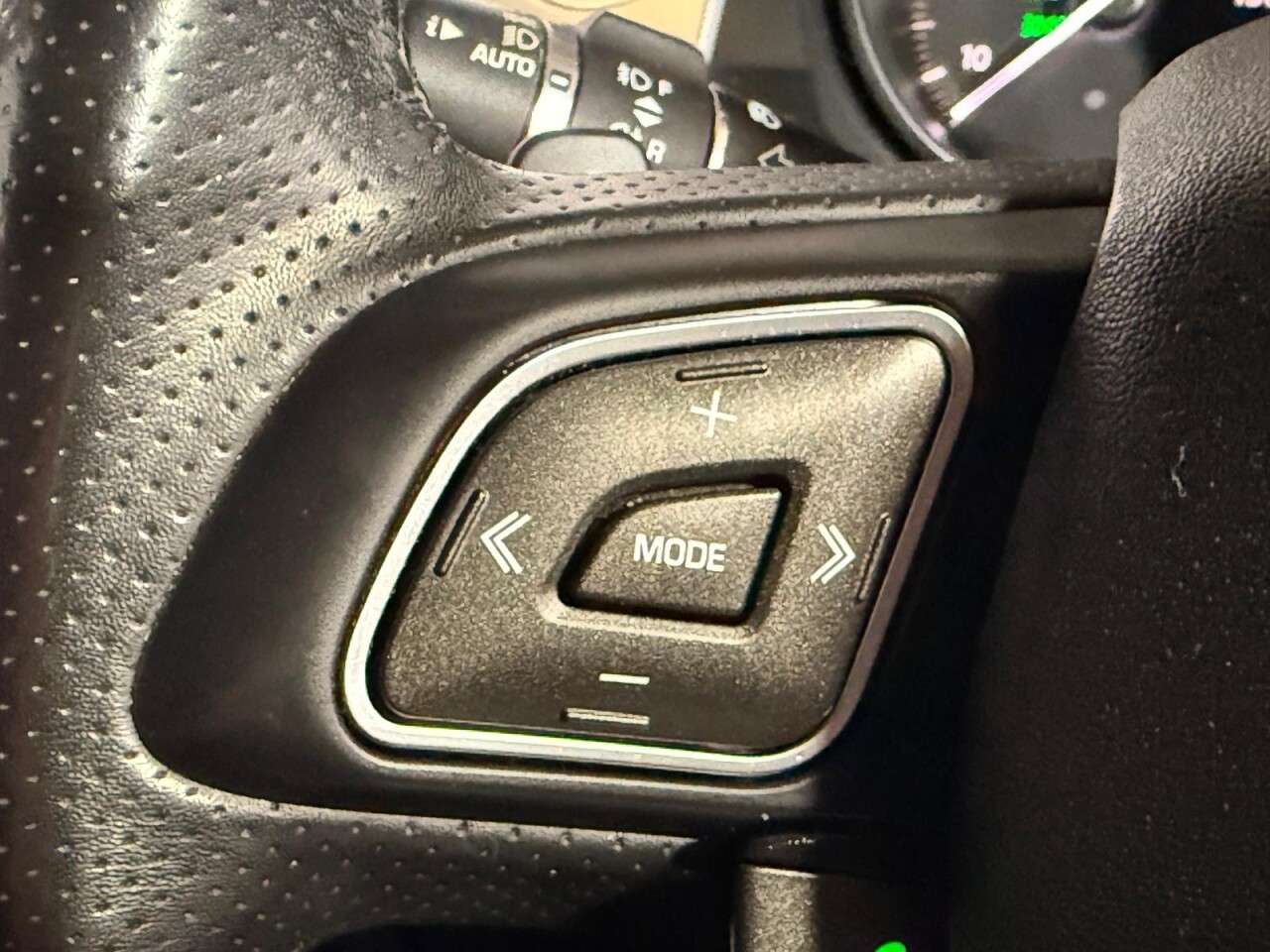 2017 LAND ROVER RANGE ROVER EVOQUE 2017 LAND ROVER RANGE ROVER EVOQUE