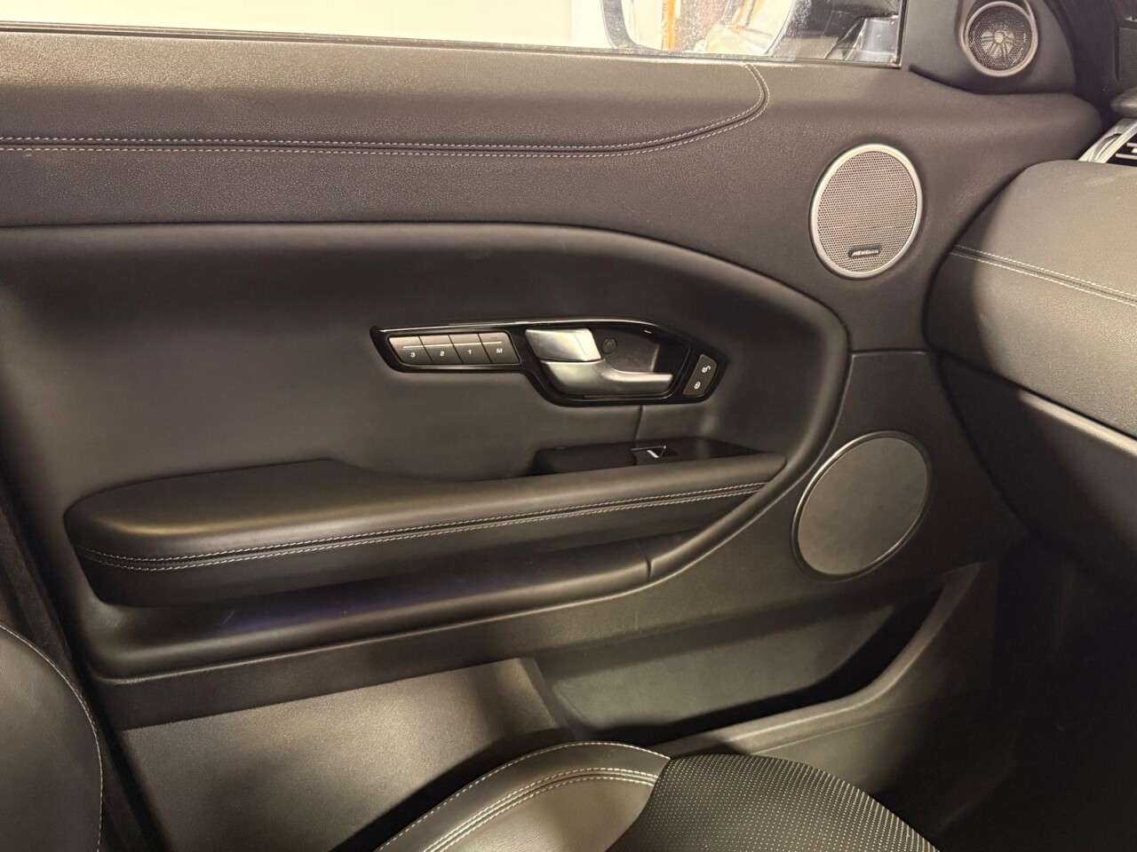 2017 LAND ROVER RANGE ROVER EVOQUE 2017 LAND ROVER RANGE ROVER EVOQUE