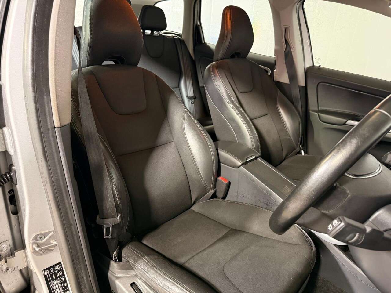 2015 VOLVO XC60 2015 VOLVO XC60