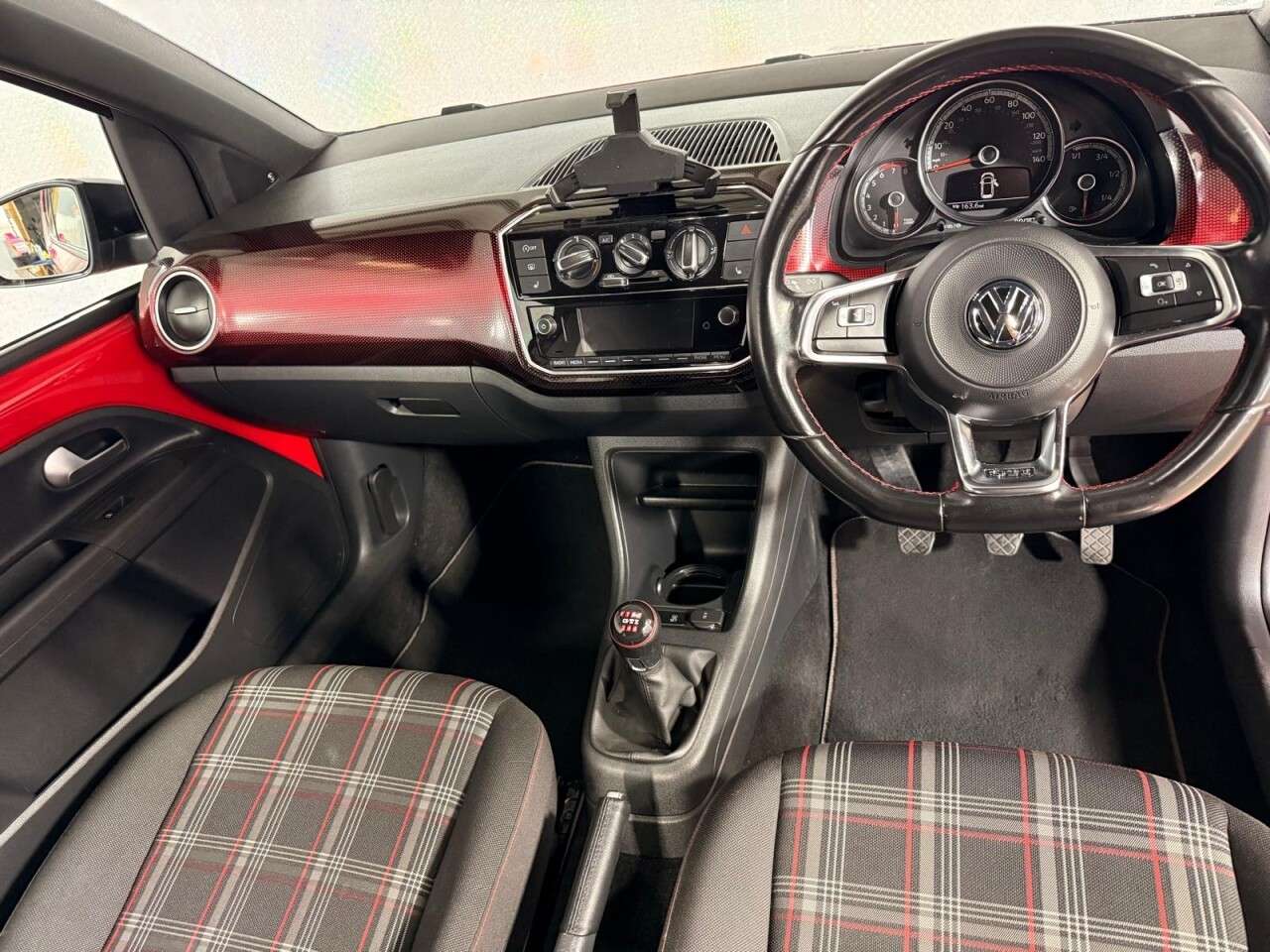 2019 VOLKSWAGEN UP! 2019 VOLKSWAGEN UP!