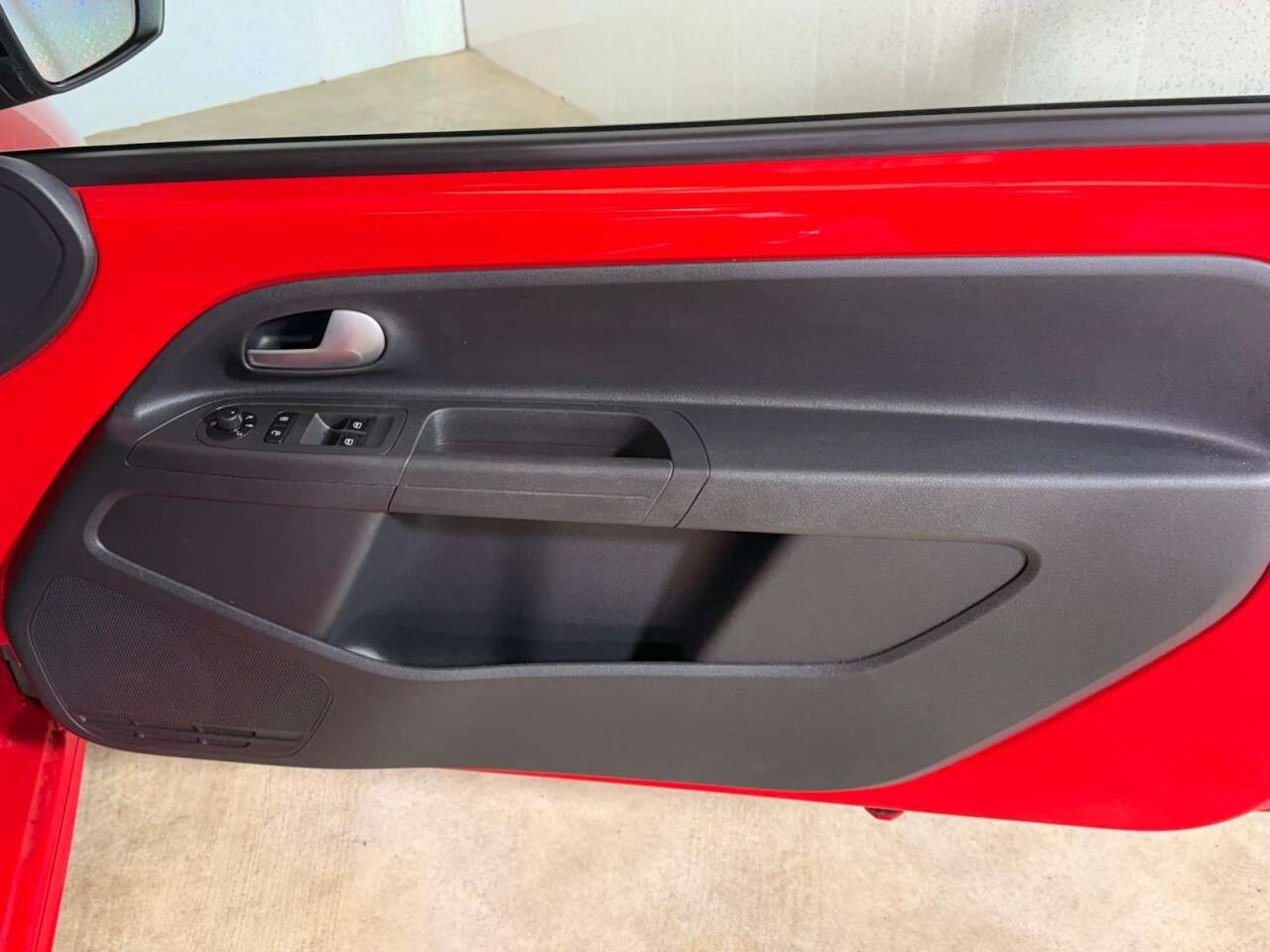 2019 VOLKSWAGEN UP! 2019 VOLKSWAGEN UP!