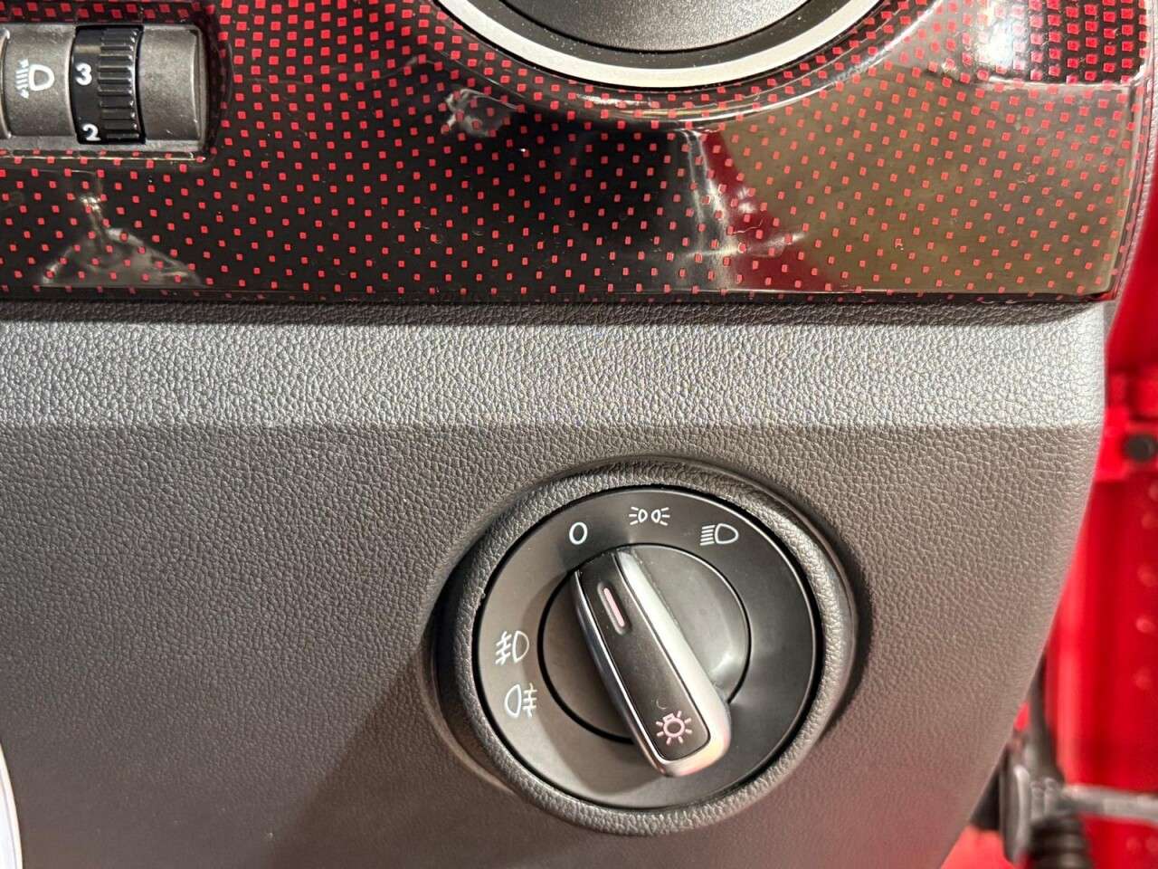 2019 VOLKSWAGEN UP! 2019 VOLKSWAGEN UP!