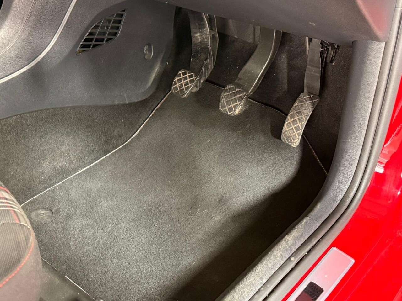 2019 VOLKSWAGEN UP! 2019 VOLKSWAGEN UP!