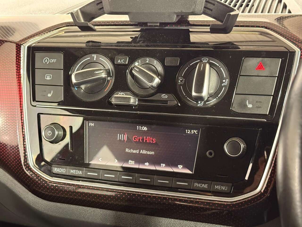 2019 VOLKSWAGEN UP! 2019 VOLKSWAGEN UP!